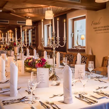 Ξενοδοχείο Arthus 4*